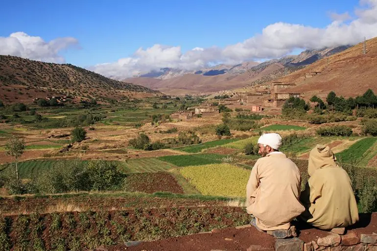 Trekking dans la vallée ait bougmez